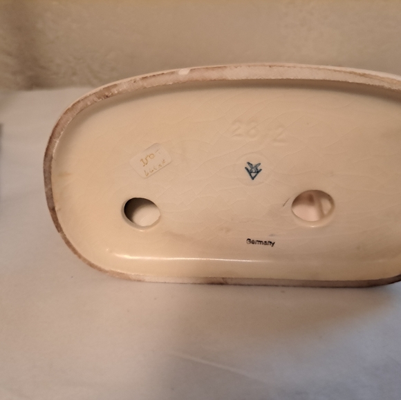 FINAL SALE Goebel Hummel  Wayside Devotion TMK2 28/2 figurine - Picture 7 of 10